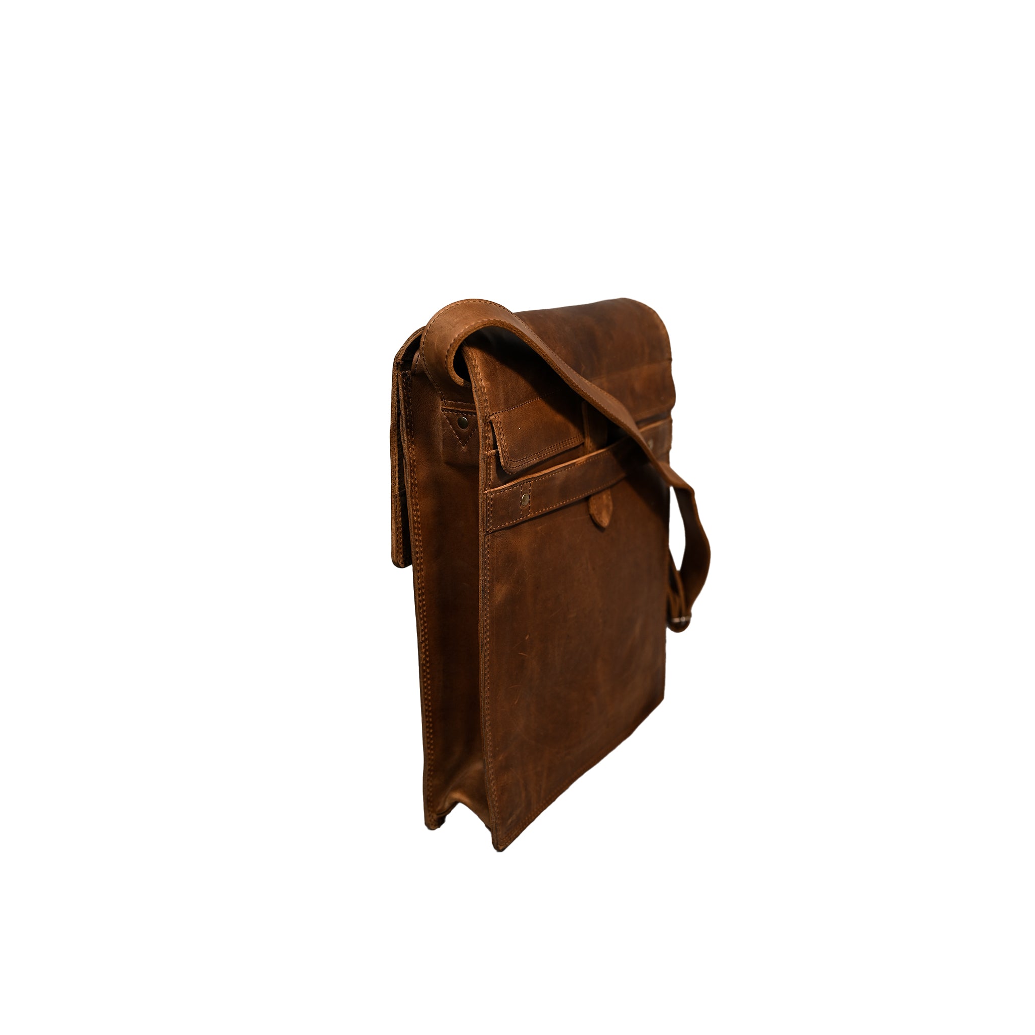 Full-Grain Leather Messenger Bag with Buckle Flap and Strap | LE-3852
