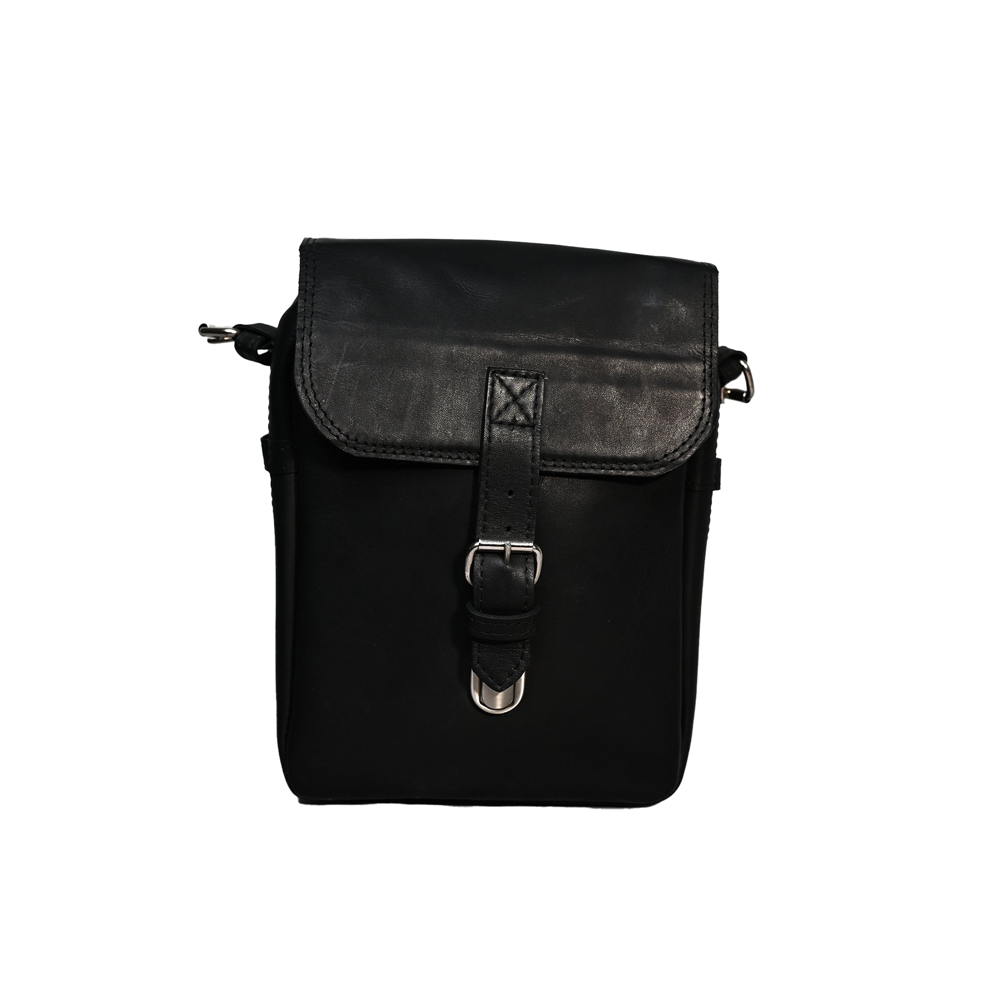 LE-3861 |  Full-Grain Leather Crossbody Bag
